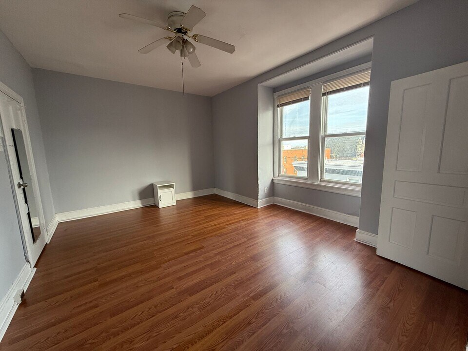 1336 N 15th St in Philadelphia, PA - Building Photo