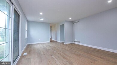 4623 Schooner Rd in Brigantine, NJ - Building Photo - Building Photo