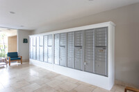 DIPLOMAT PARK APARTMENTS in Valley Village, CA - Building Photo - Interior Photo