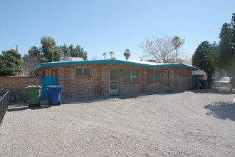 2750-2768 N Sparkman Blvd in Tucson, AZ - Foto de edificio - Building Photo