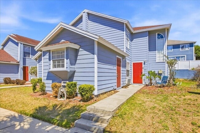 130 Coco Plum Dr in Davenport, FL - Foto de edificio - Building Photo