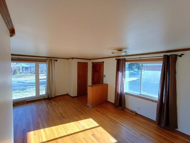 235 Hemlock St in Broomfield, CO - Foto de edificio - Building Photo