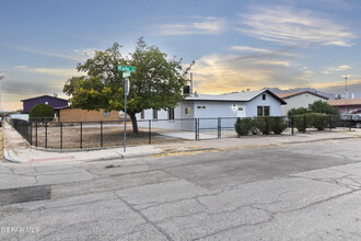 425 Kyles Street in El Paso, TX - Building Photo - Building Photo