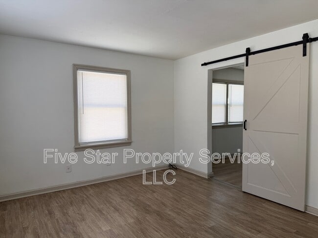 3036 Louise Ln in Springfield, IL - Building Photo - Building Photo