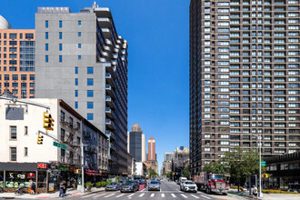 609 Second Ave in New York, NY - Building Photo - Building Photo