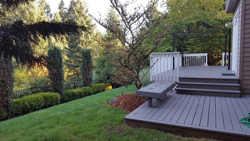 17083 SW Arbutus Dr in Beaverton, OR - Building Photo