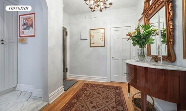 333 E 80th St in New York, NY - Building Photo - Building Photo