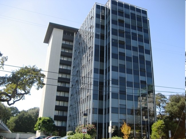 Lesley Towers in San Mateo, CA - Building Photo - Building Photo