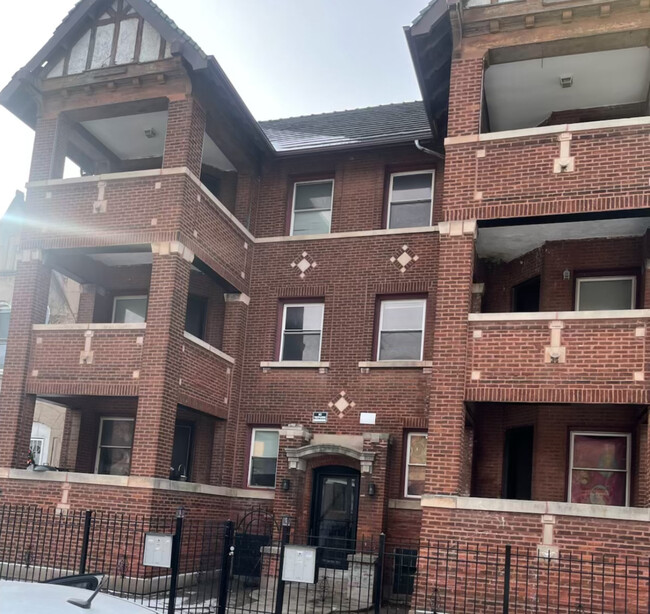 property at 7122 S Normal Blvd