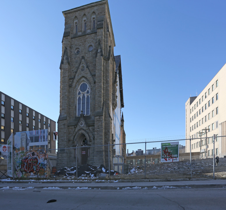 Connolly Condos in Hamilton, ON - Building Photo