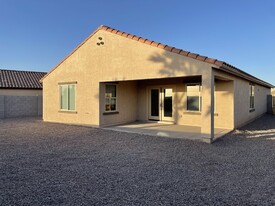 773 Silvercreek Ln in Casa Grande, AZ - Building Photo - Building Photo