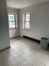 609 E 3rd St, Unit B in Nescopeck, PA - Building Photo - Building Photo