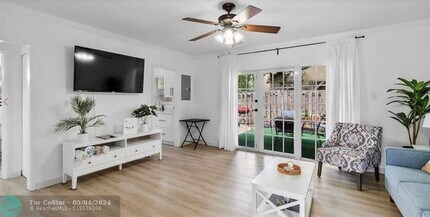 1400 NE 4th Ct-Unit -1 in Fort Lauderdale, FL - Foto de edificio - Building Photo