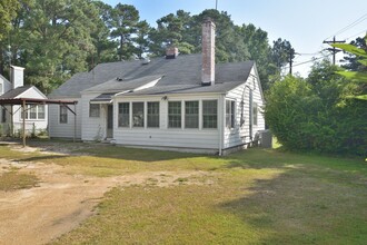 634 Piedmont Ave in Rocky Mount, NC - Building Photo - Building Photo