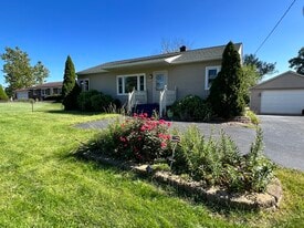 8431 W 135th St in Orland Park, IL - Building Photo