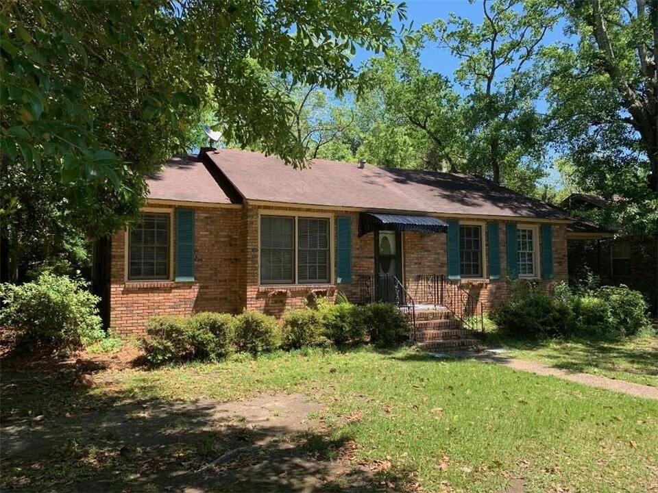 315 Lee St in Chickasaw, AL - Building Photo