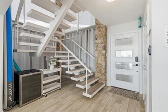 732 Blue Fathom Dr in Runaway Bay, TX - Building Photo - Building Photo