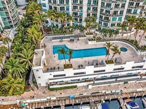 3029 NE 188th St in Aventura, FL - Building Photo - Building Photo