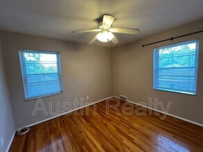 1104 Ralph Ter in St. Louis, MO - Building Photo - Building Photo