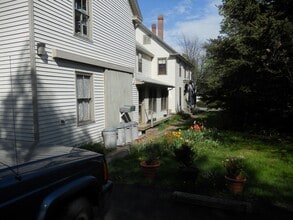 73 Second St, Unit Unit 1 in Hallowell, ME - Building Photo - Building Photo