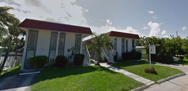 1118 N 15 Ave in Hollywood, FL - Building Photo - Building Photo