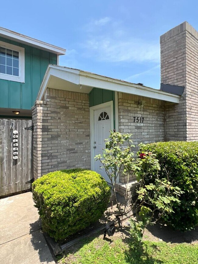 7517 Antilles Ave in Galveston, TX - Building Photo - Building Photo