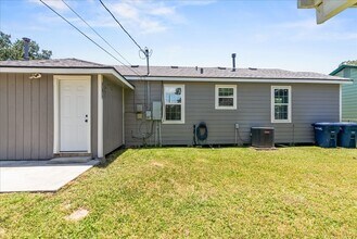 4513 Green Grove Dr in Corpus Christi, TX - Building Photo - Building Photo