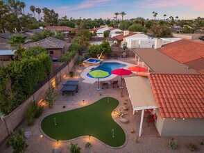 14836 N Moon Valley Dr in Phoenix, AZ - Building Photo - Building Photo