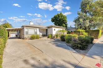 6283 Commodore Sloat Dr in Los Angeles, CA - Building Photo - Building Photo