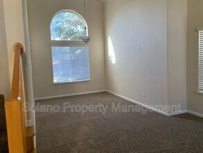 143 Sundance Dr in Vacaville, CA - Building Photo - Building Photo