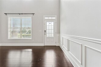 5660 Enfield Wy in Suwanee, GA - Building Photo - Building Photo