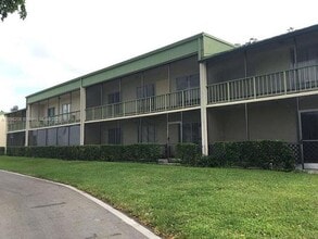 4109 NW 88th Ave in Coral Springs, FL - Building Photo - Building Photo