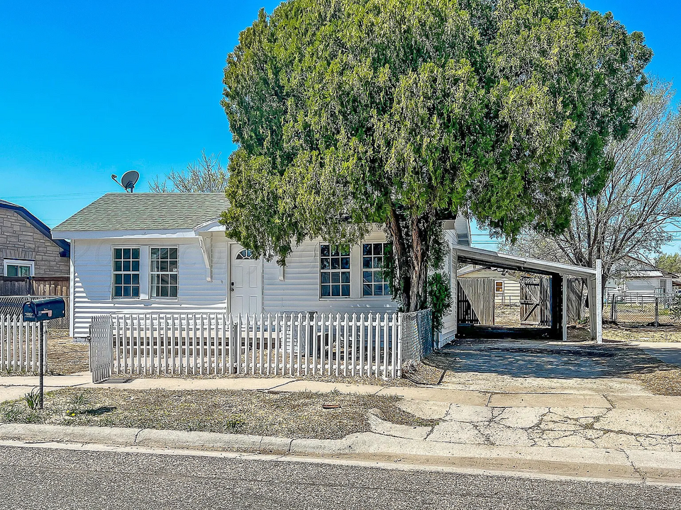 806 S Louisiana St in Amarillo, TX - Building Photo