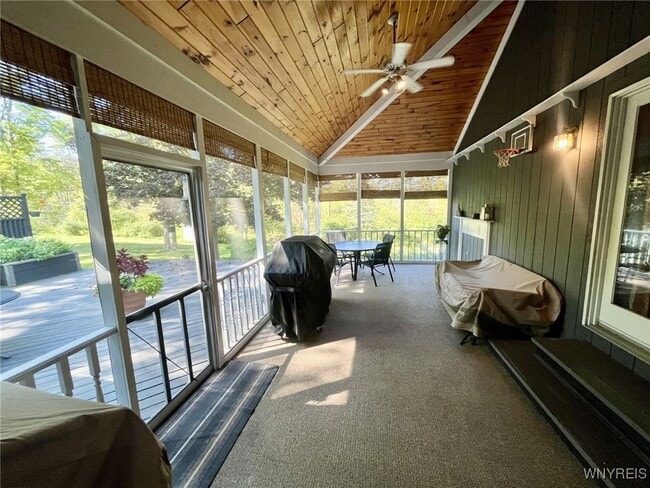 219 Glenridge Rd in East Aurora, NY - Foto de edificio - Building Photo