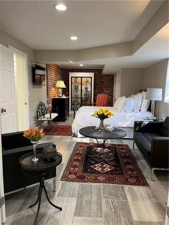 property at 2523 Sharondale Dr NE