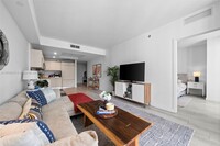 55 SW 9th St, Unit #2305 in Miami, FL - Building Photo - Building Photo