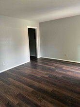 1310 Queens Rd in Kinston, NC - Building Photo - Building Photo