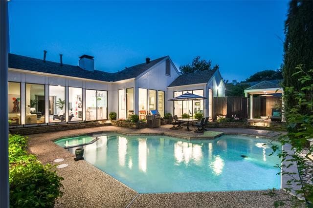 property at 4309 Cobblers Ln