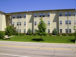 Arlington Park Apartments in Greeley, CO - Building Photo - Building Photo