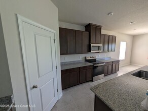 2484 Landing Dr in Titusville, FL - Building Photo - Building Photo