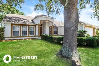 2111 Buescher Hill St in Melbourne, FL - Building Photo - Building Photo