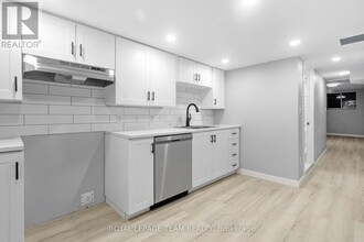 883-883 Somerset St W in Ottawa, ON - Building Photo - Building Photo