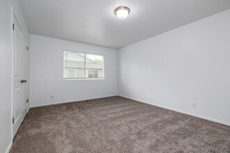 Legacy Springs in Riverton, UT - Foto de edificio - Interior Photo