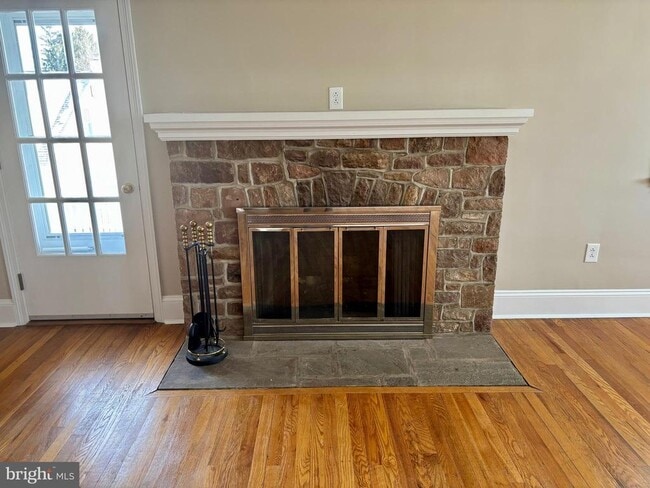 property at 659 N Main St