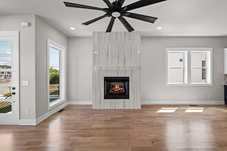 2521 W Heiman St in Nashville, TN - Foto de edificio - Building Photo