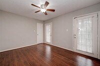 10615 Briar Forest Dr photo'