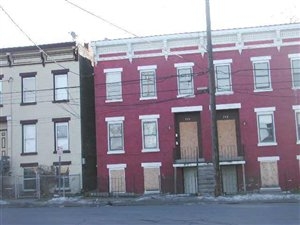 Triplex in Troy, NY - Building Photo