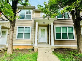 108 Weist Pl in Louisville, KY - Building Photo