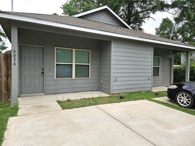 property at 903 Reeves St