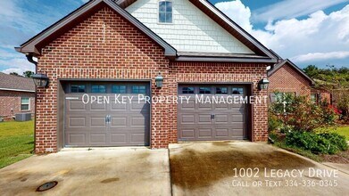 1002 Legacy Dr in Enterprise, AL - Building Photo - Building Photo